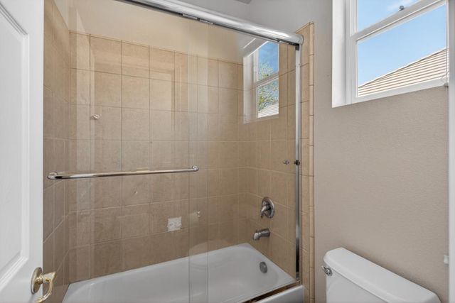 525 Sherbourne Ln, Lincoln, CA 95648