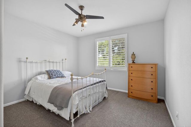 525 Sherbourne Ln, Lincoln, CA 95648