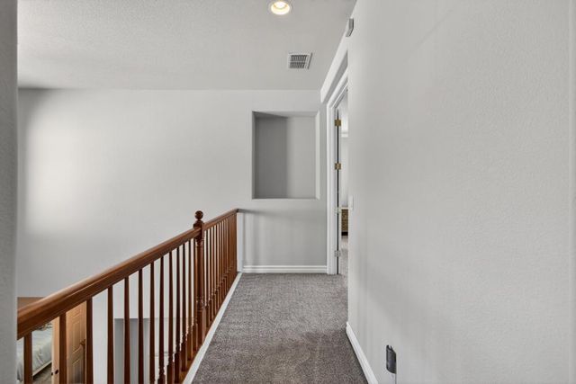 525 Sherbourne Ln, Lincoln, CA 95648