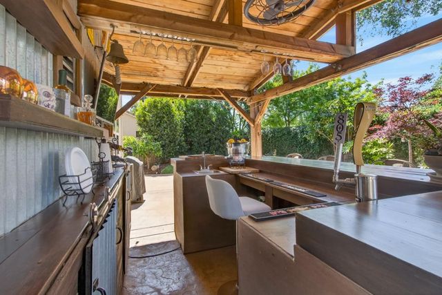 525 Sherbourne Ln, Lincoln, CA 95648