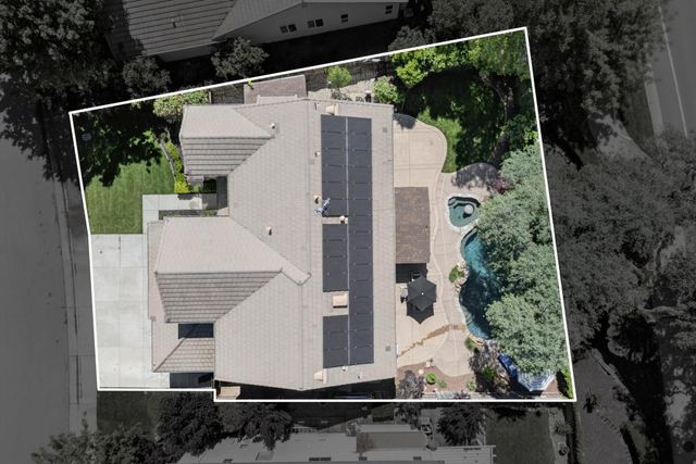 525 Sherbourne Ln, Lincoln, CA 95648