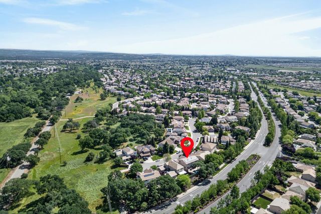 525 Sherbourne Ln, Lincoln, CA 95648