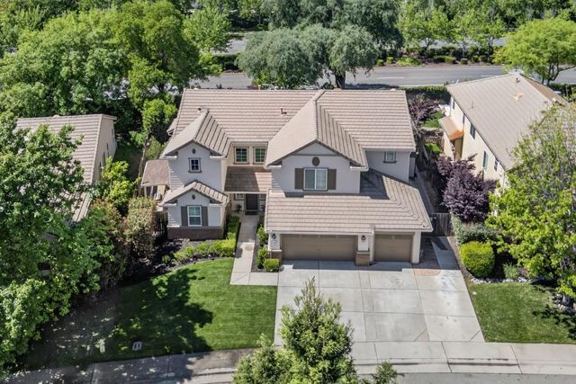 525 Sherbourne Ln, Lincoln, CA 95648