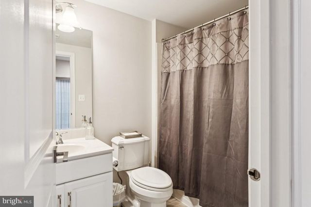 8526 PINE SPRINGS DR, Severn, MD 21144