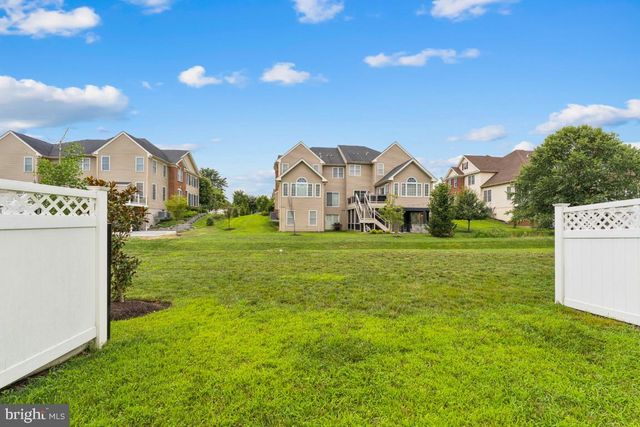 8526 PINE SPRINGS DR, Severn, MD 21144