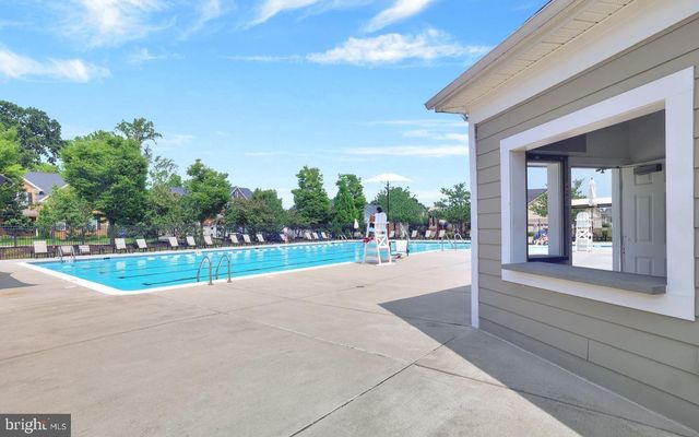 8526 PINE SPRINGS DR, Severn, MD 21144