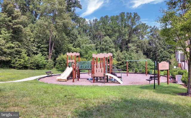 8526 PINE SPRINGS DR, Severn, MD 21144
