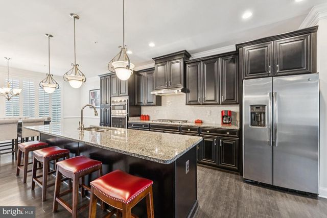 8526 PINE SPRINGS DR, Severn, MD 21144