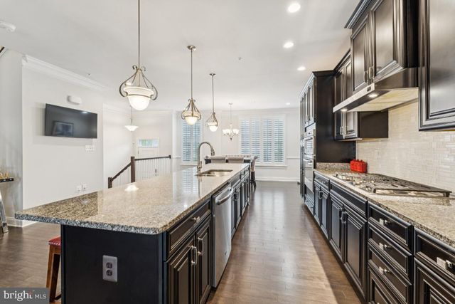 8526 PINE SPRINGS DR, Severn, MD 21144