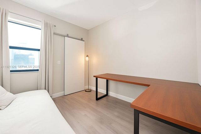 429 Poinciana Dr 1415, Sunny Isles Beach, FL 33160