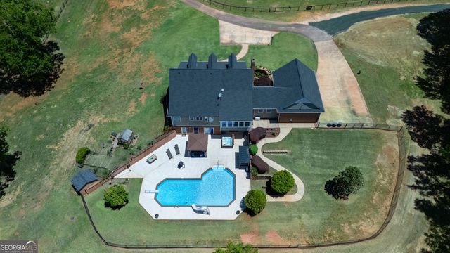 529 Floyd Road, Pine Mountain, GA 31822