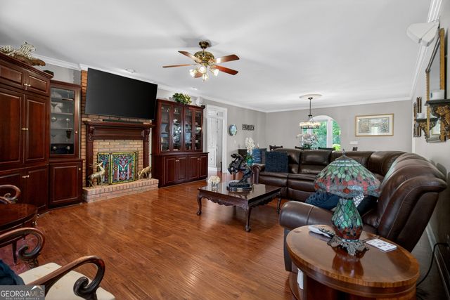 529 Floyd Road, Pine Mountain, GA 31822