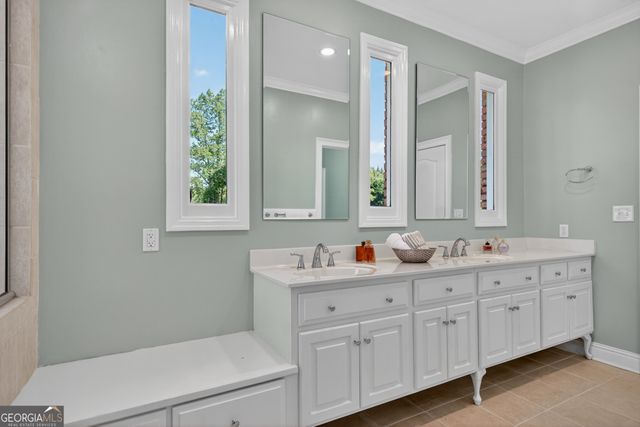 529 Floyd Road, Pine Mountain, GA 31822