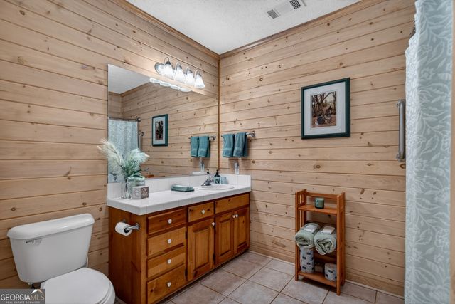 529 Floyd Road, Pine Mountain, GA 31822