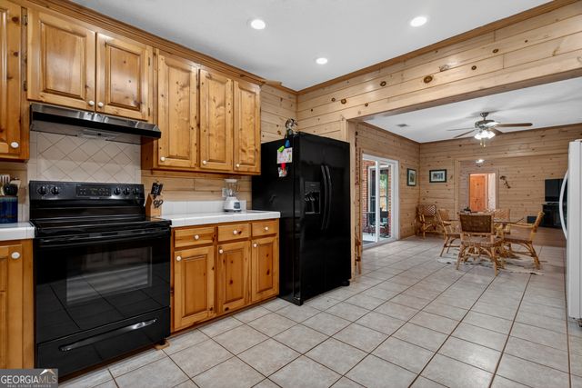 529 Floyd Road, Pine Mountain, GA 31822