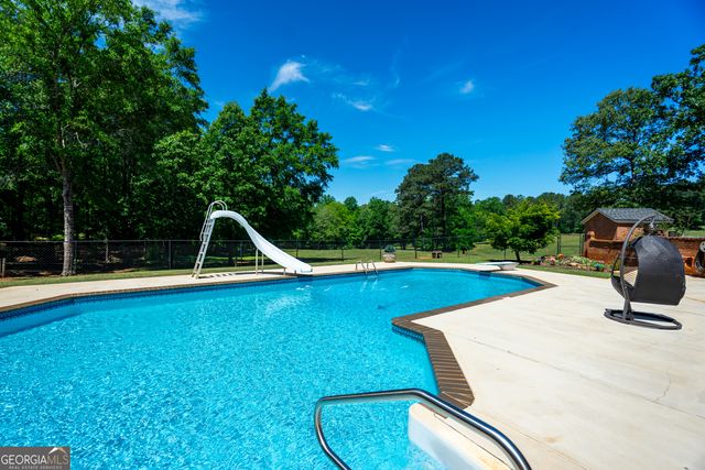 529 Floyd Road, Pine Mountain, GA 31822
