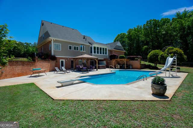 529 Floyd Road, Pine Mountain, GA 31822