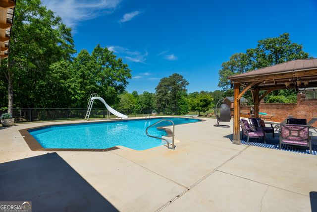 529 Floyd Road, Pine Mountain, GA 31822