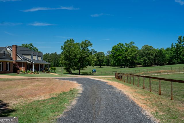 529 Floyd Road, Pine Mountain, GA 31822