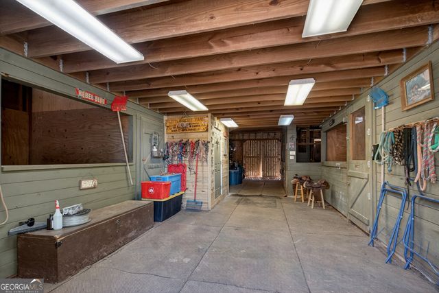 529 Floyd Road, Pine Mountain, GA 31822