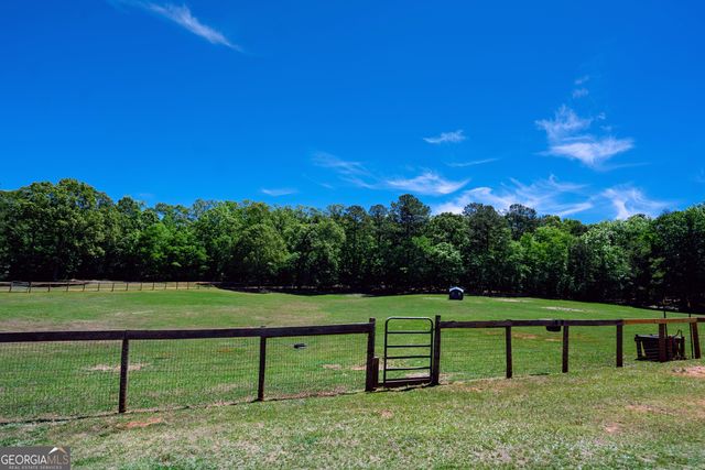 529 Floyd Road, Pine Mountain, GA 31822