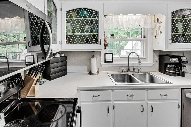 111 Sidney Street, Lexington, NC 27295