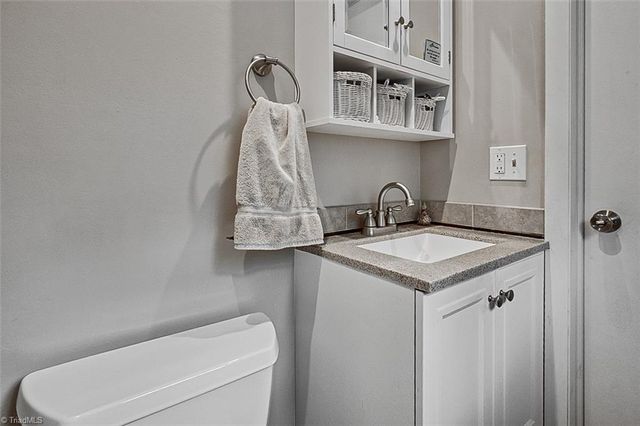 111 Sidney Street, Lexington, NC 27295