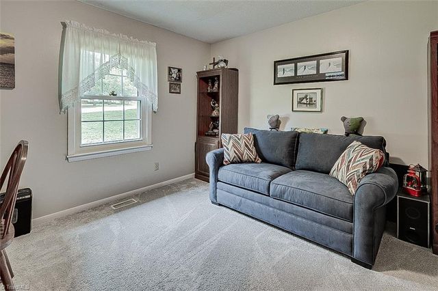 111 Sidney Street, Lexington, NC 27295