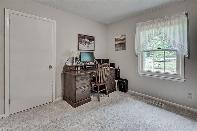 111 Sidney Street, Lexington, NC 27295