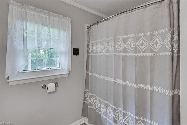 111 Sidney Street, Lexington, NC 27295