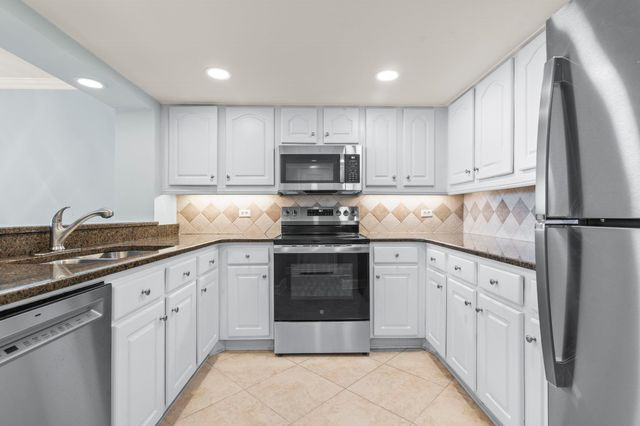 101 Ocean Creek Dr Apt KK3, Myrtle Beach, SC 29572