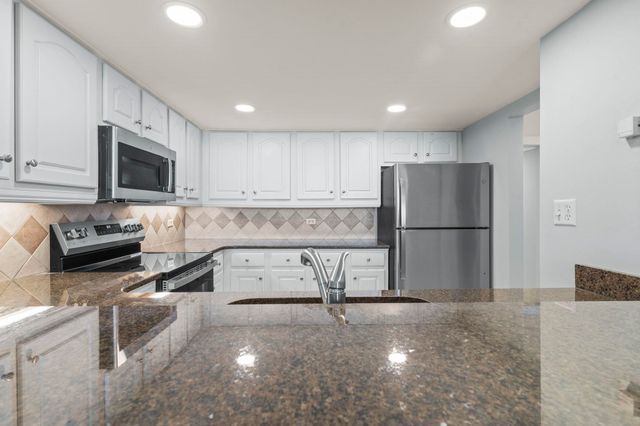 101 Ocean Creek Dr Apt KK3, Myrtle Beach, SC 29572