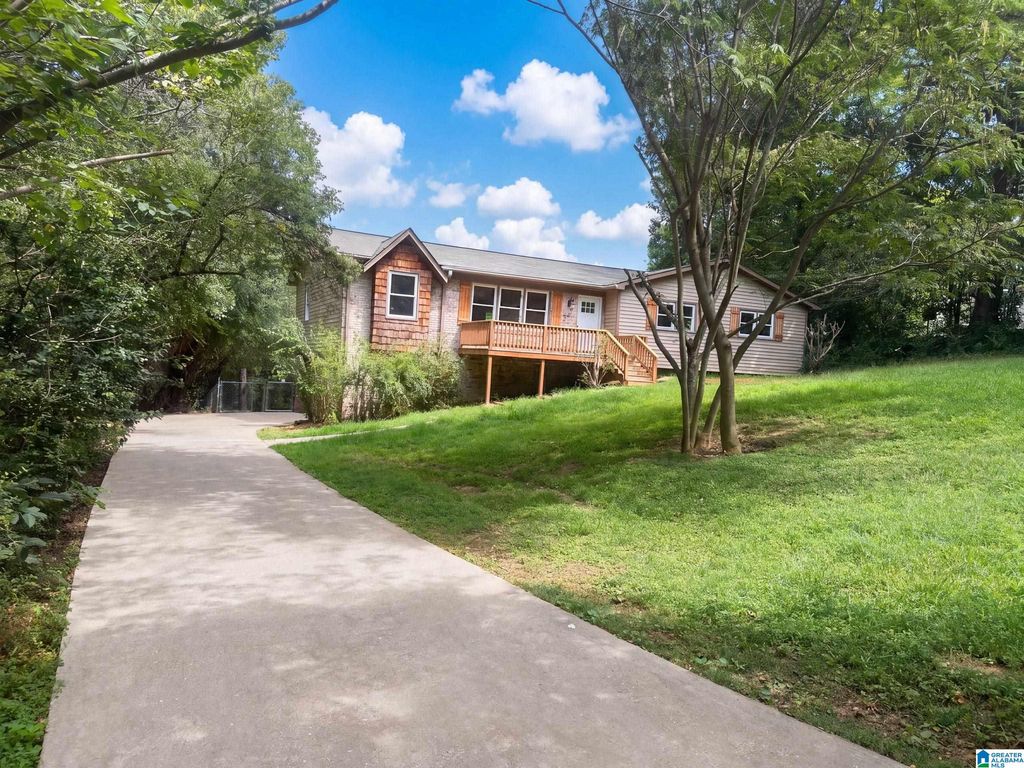 4676 FAIRWAY DRIVE, Pinson, AL 35126