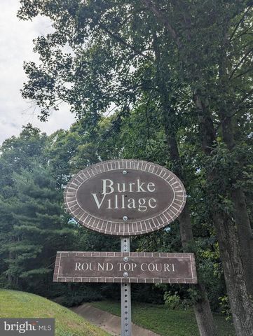 5712 ROUND TOP LN, Burke, VA 22015