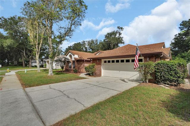 511 BRIAR OAK WAY, Deland, FL 32724