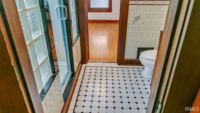 810 N Walnut Street, Bloomington, IN 47408