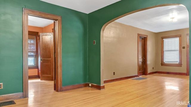 810 N Walnut Street, Bloomington, IN 47408