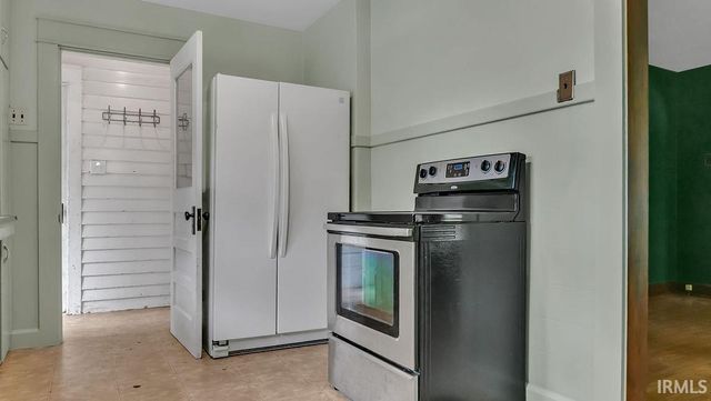810 N Walnut Street, Bloomington, IN 47408