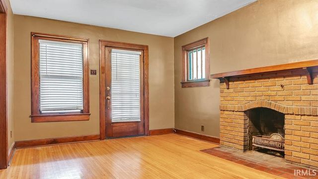810 N Walnut Street, Bloomington, IN 47408