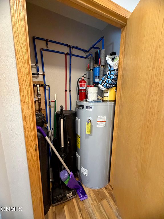 605 3rd Street, Marion, ND 58466 photo 16