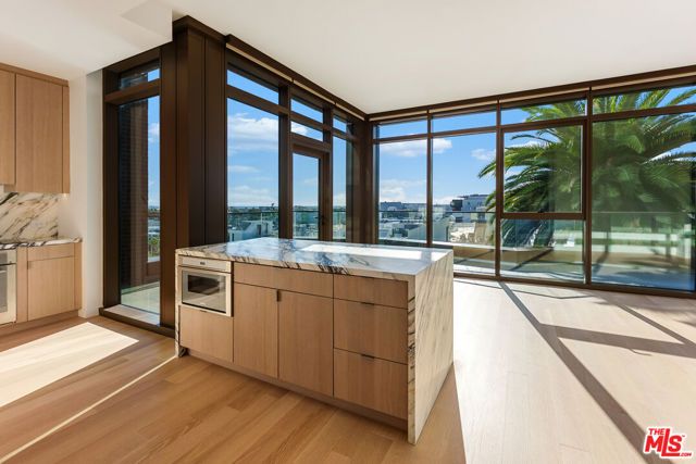 700 Broadway PH 815, Santa Monica, CA 90401