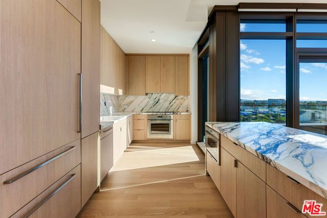 700 Broadway PH 815, Santa Monica, CA 90401