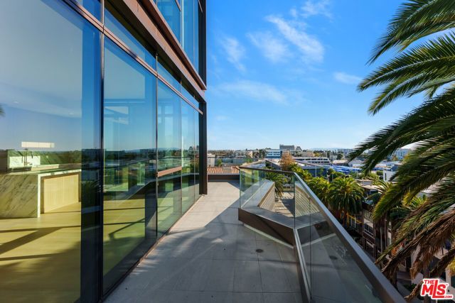 700 Broadway PH 815, Santa Monica, CA 90401