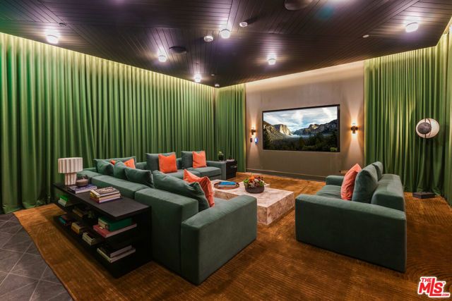700 Broadway PH 815, Santa Monica, CA 90401