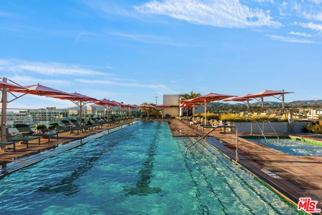 700 Broadway PH 815, Santa Monica, CA 90401