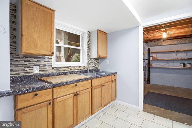 5342 GUINEA RD, Fairfax, VA 22032