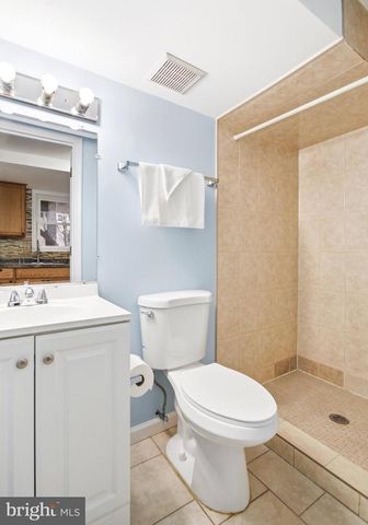 5342 GUINEA RD, Fairfax, VA 22032