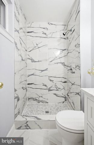 5342 GUINEA RD, Fairfax, VA 22032