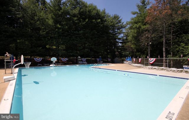 5342 GUINEA RD, Fairfax, VA 22032