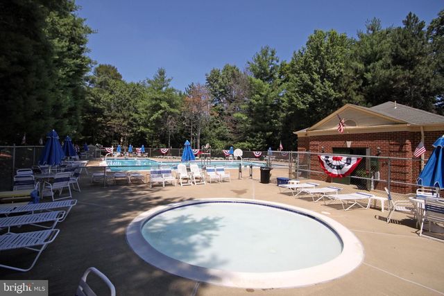 5342 GUINEA RD, Fairfax, VA 22032